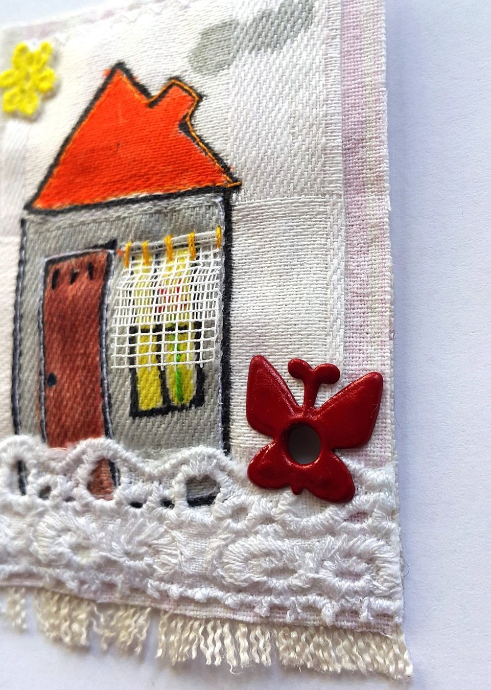 Broches & Aiguilles: Vintage Brosche Haus swiss handmade – Neuf avec emballage d'origine à Widnau par Marakumba 1
