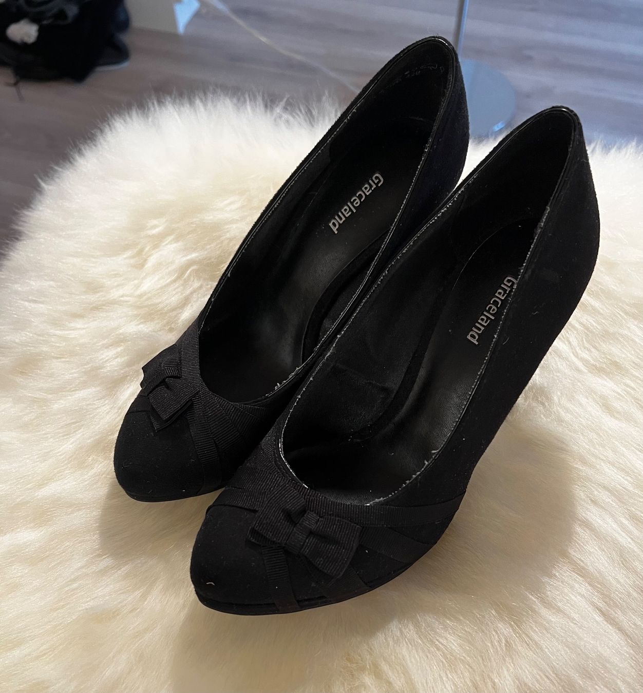 Scarpe da donna: High Heels- free shipping – Usato da Ringgenberg BE venduto da kat_n5w8