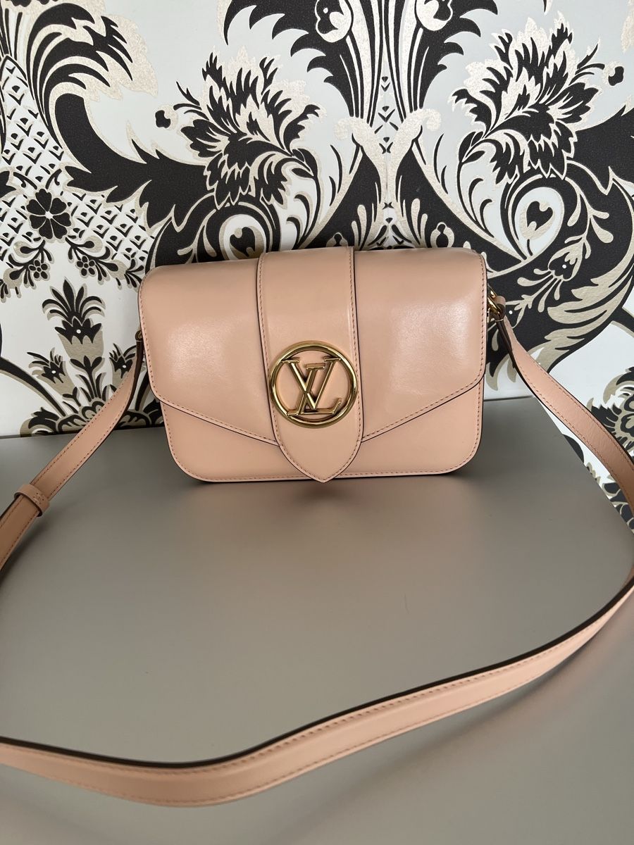 Louis Vuitton Borse da donna: LOUIS VUITTON Umhängetasche – Usato da Meilen venduto da Sonne66