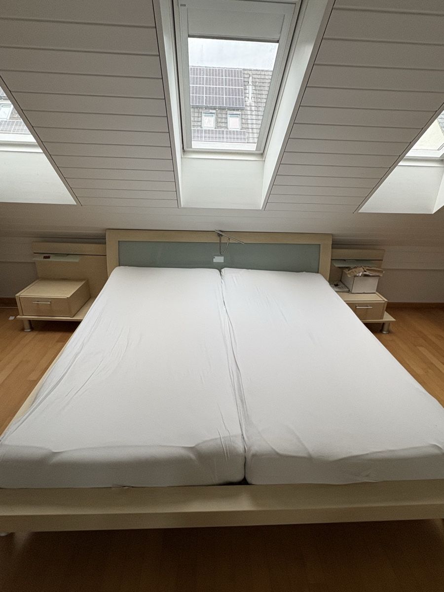 Letti: Doppelbett mit 2 Nachttische – Usato da Volketswil venduto da Gab2013 2