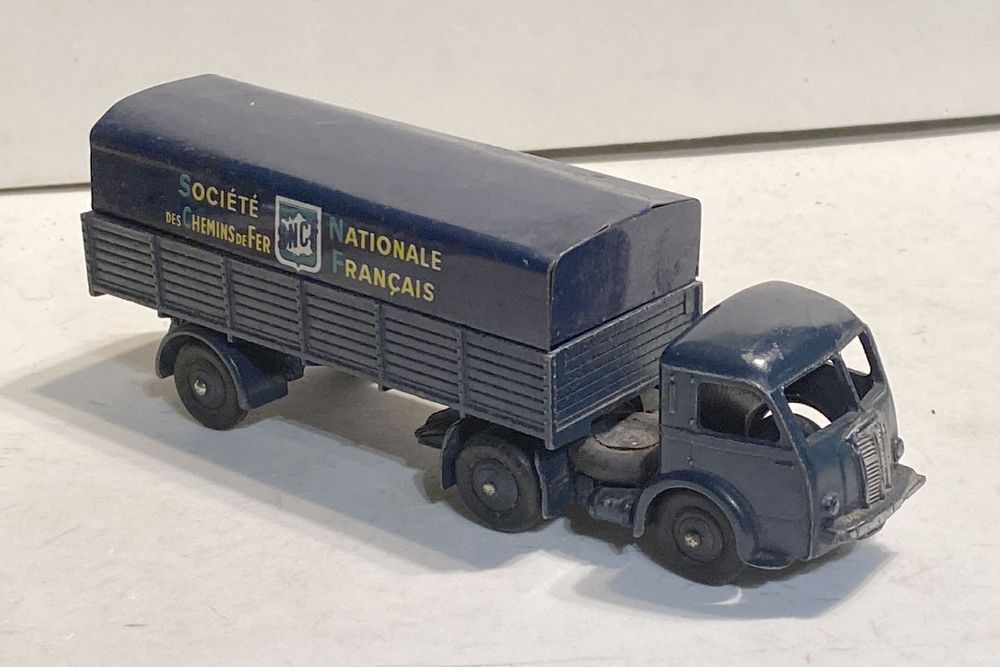 DINKY TOYS TRACTEUR PANHARD Et Sa Remorque SNCF Ref 32 Made in France