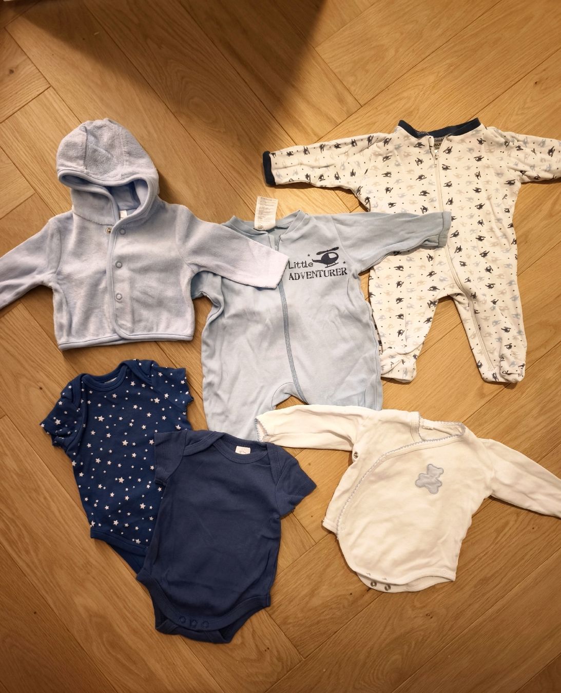 Lotti & Set di vestiti: Baby Junge Kleider Paket  – Usato da Oberrieden venduto da Beti85