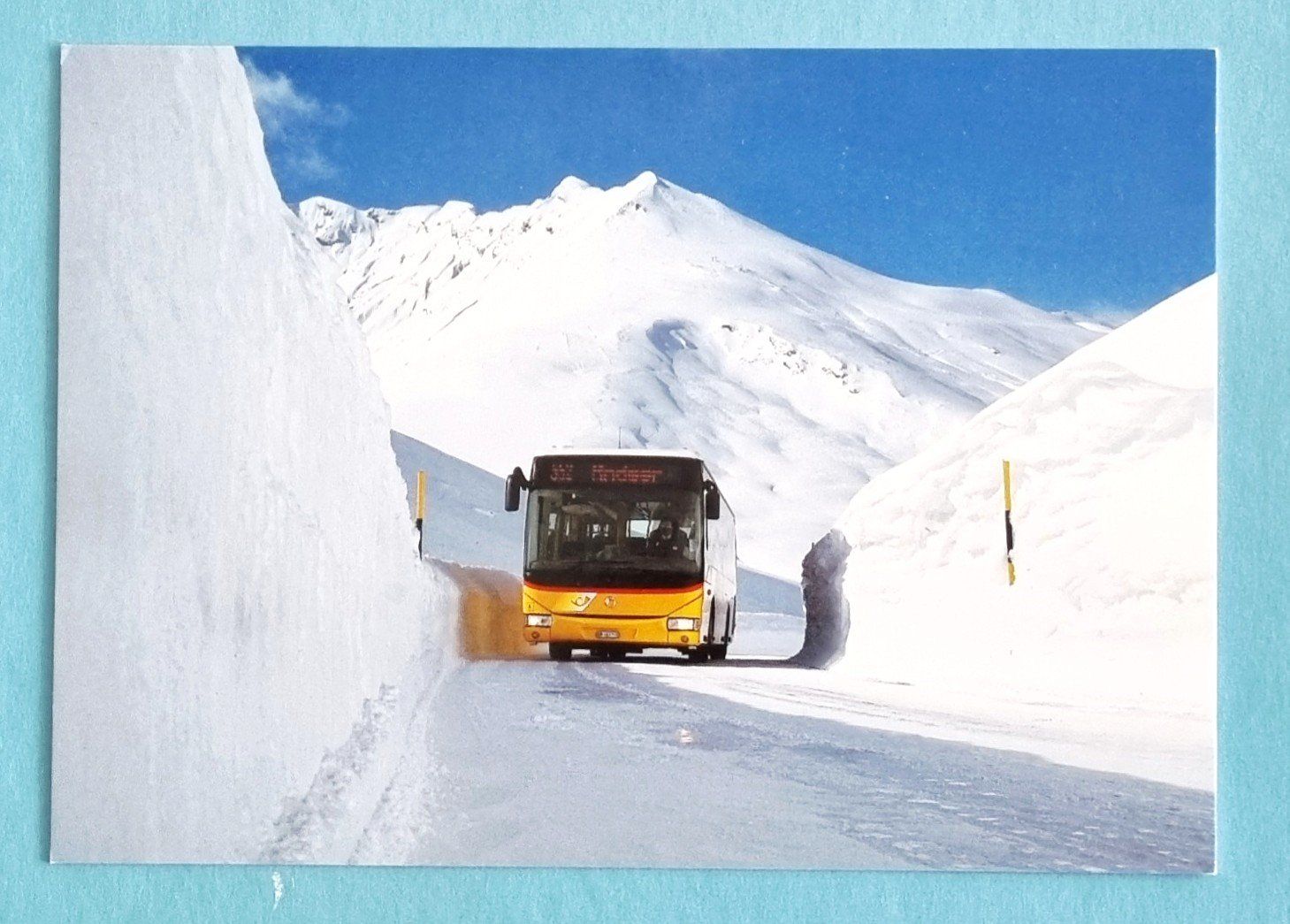 Cartoline postali: Juf - Avers (GR) - Postauto - IRISBUS-IVECO - 2014 – Usato da Rothrist venduto da RROENK