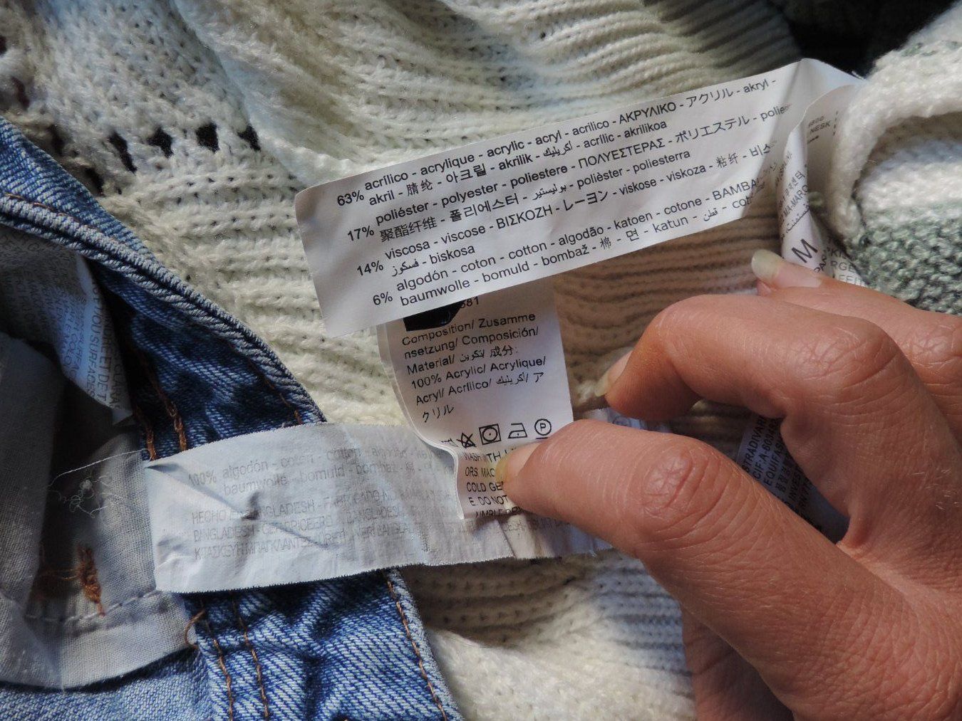 Jeans: jeans et 2 pulls – Gebraucht aus Genève von Axelle333 9