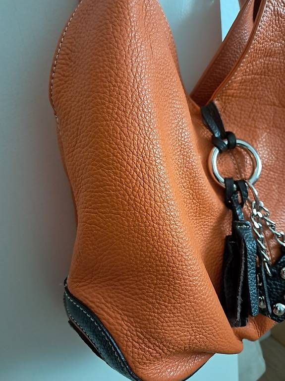 Taschen für Damen: Ledertasche  – Gebraucht aus Basel von len_t965 2