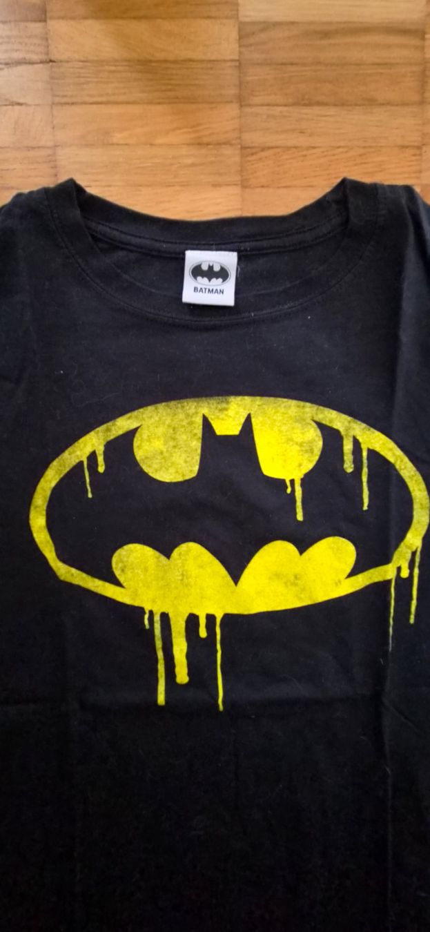 T-shirt: Schwarzes Batman T-Shirt, Gr. S – Usato da Pregassona venduto da Adda83 1