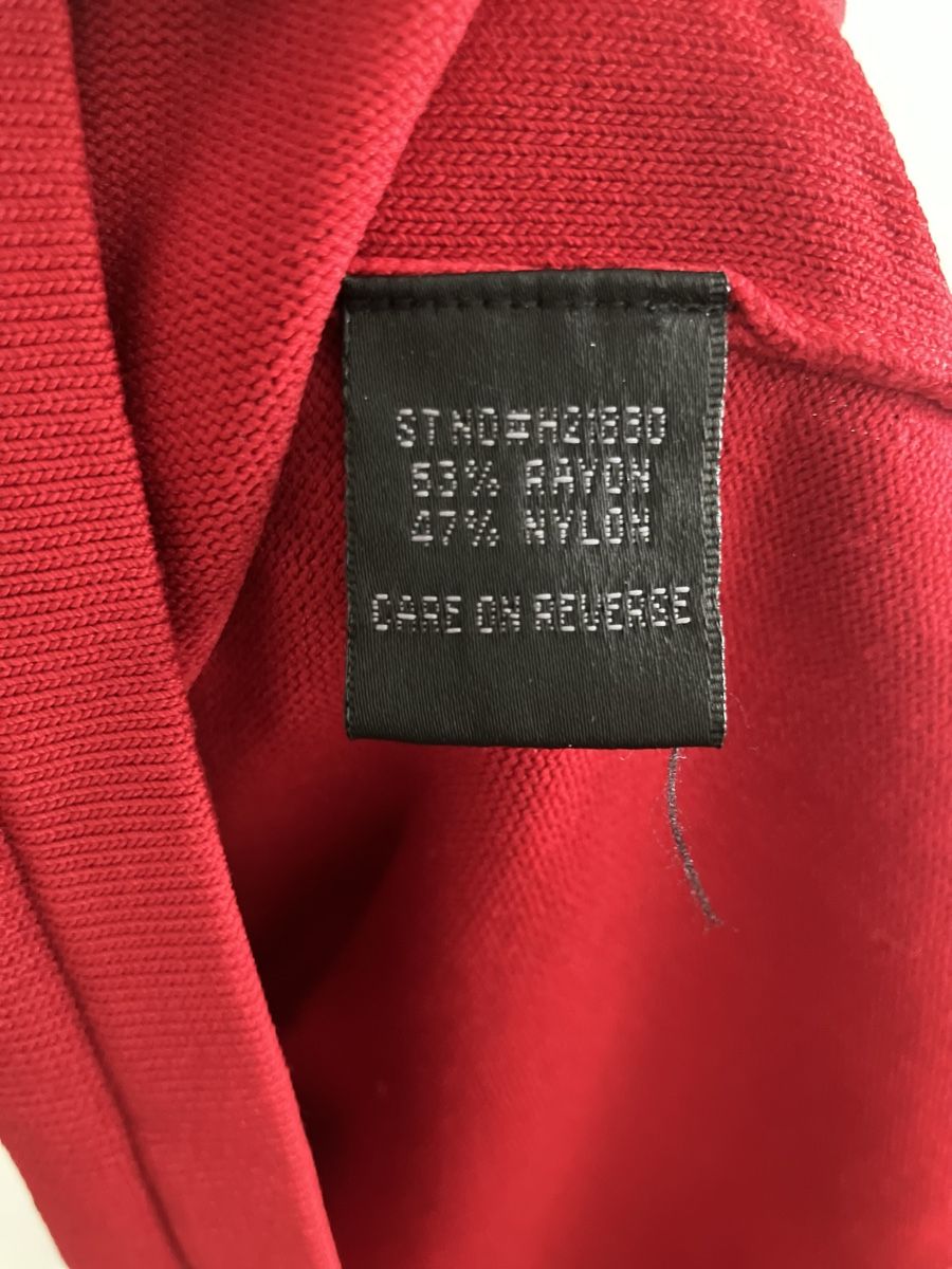DKNY Top: DKNY ärmelloses Rollkragen-Top – Usato da Basel venduto da ele_j688 2