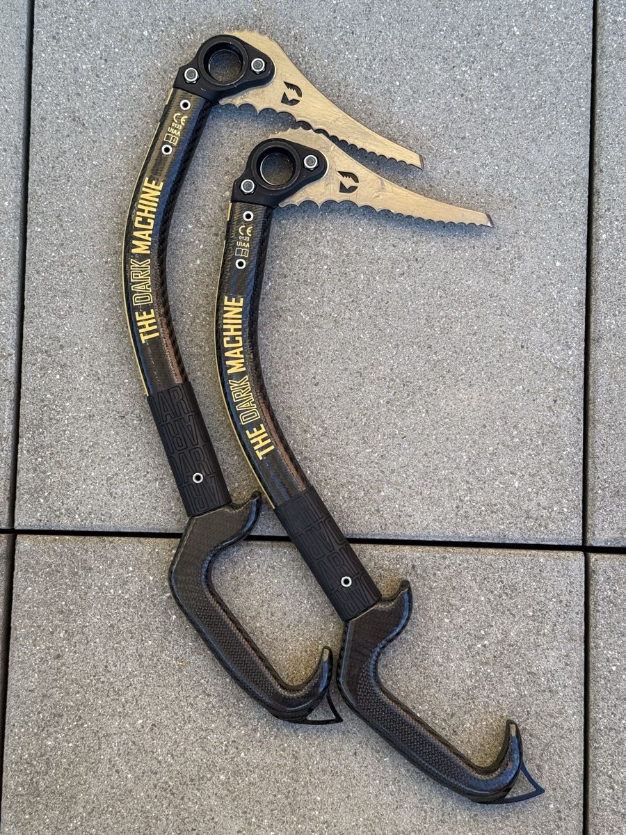 Grivel Attrezzatura da arrampicata: Grivel Dark Machine mit Katana Hauen – Usato da Zürich venduto da aralex1 1