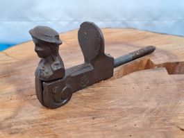 1 antiker Jalousie Rückhalter, Gusseisen (LOT3366#FBS2)