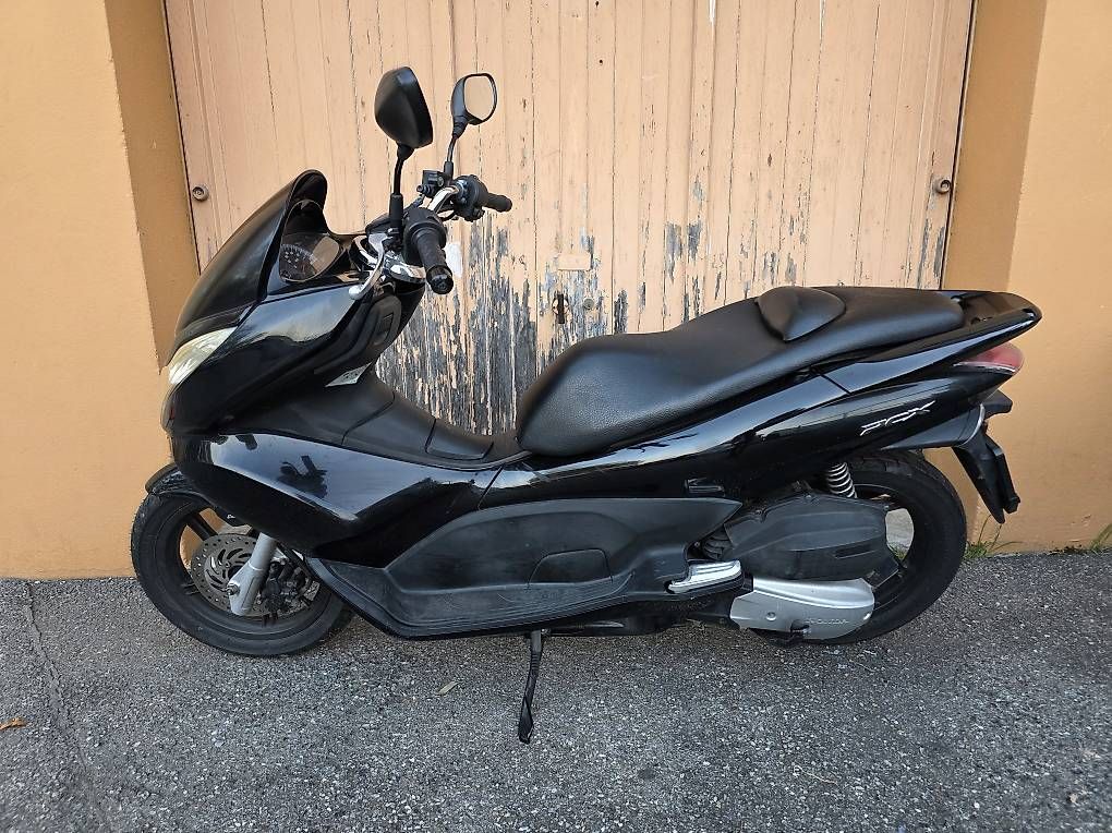 Scooter: Honda PCX 125cc expertise 21.08.2025 – Usato da Le Grand-Saconnex venduto da mat_gyj9 1