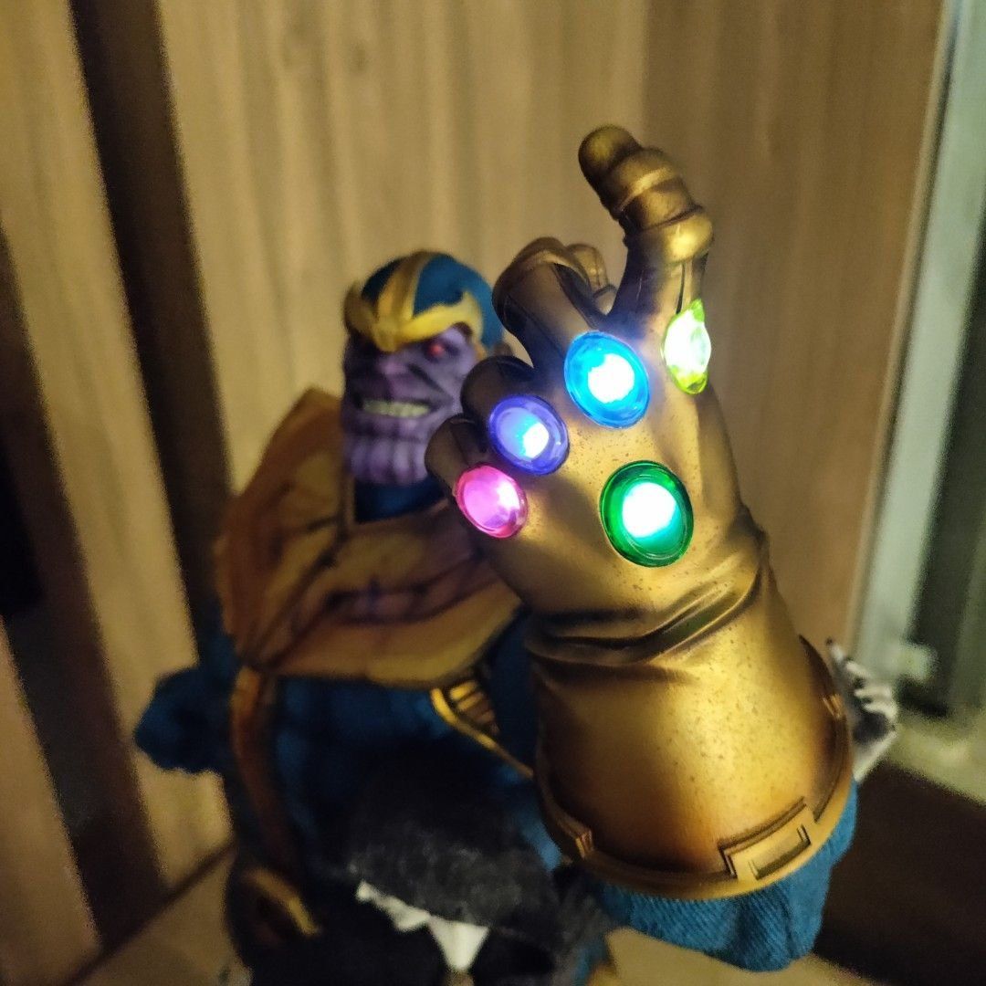 Sculture & Statue: Thanos & Lady Death – Usato da Niederrohrdorf venduto da elwey 7