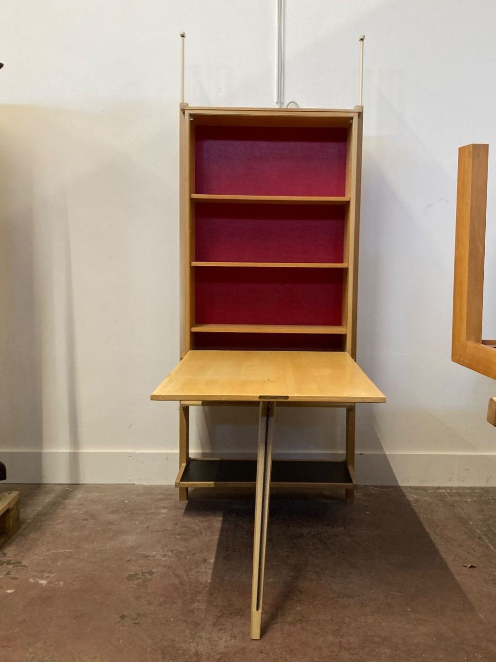 Scrivanie: Regal mit Klapptisch von Meubles Corta Multiform – Usato da Luzern venduto da CAZS_Luzern 1