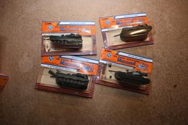 ROCO Minitanks BW Kampfpanzer Leopard Z-256 4 Stk.