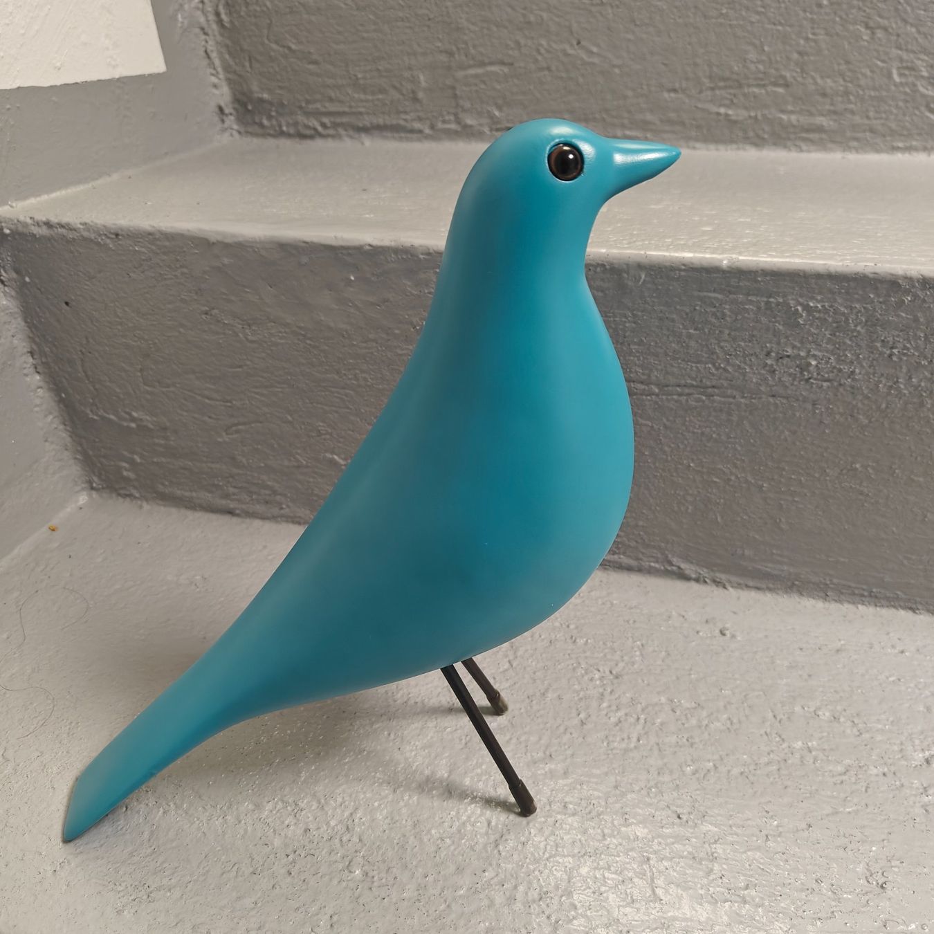 Tutte le decorazioni: Vitra Home Bird Replika – Usato da Attikon venduto da VintageSaleTeam 1