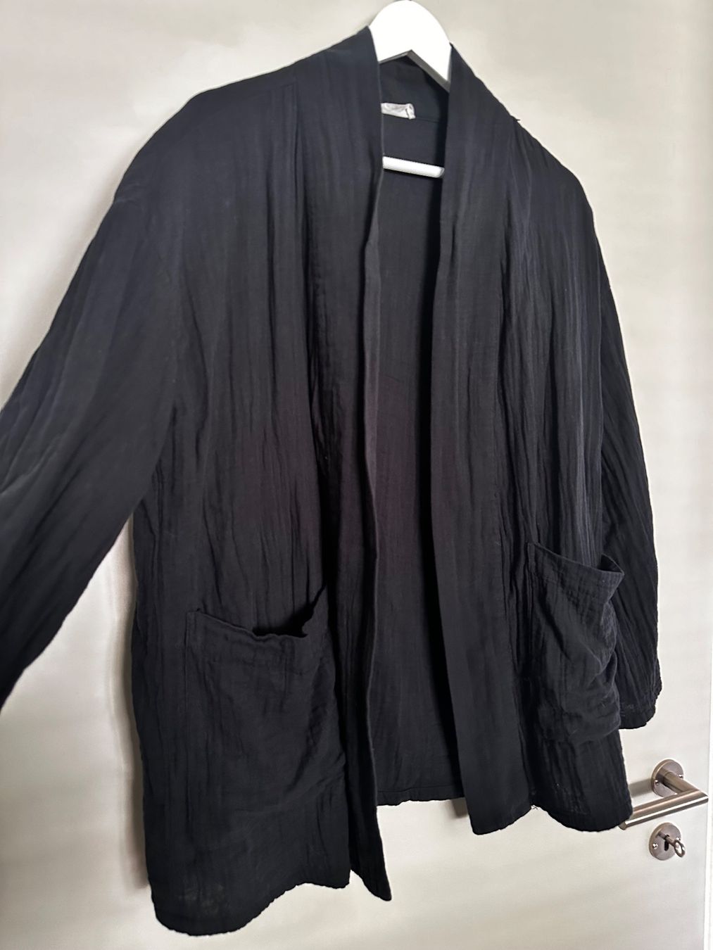 Mango Giacche: Schwarze Sommer Jacke / Kimono-Jacke von MANGO – Usato da Haldenstein venduto da enie123 1