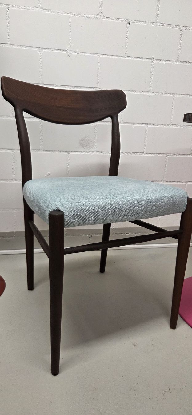 Chaises: Schöner Designtisch – D'occasion à Baden par Digit6 3