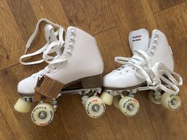 Neue Rollschuhe Weiss Gr. EU 38