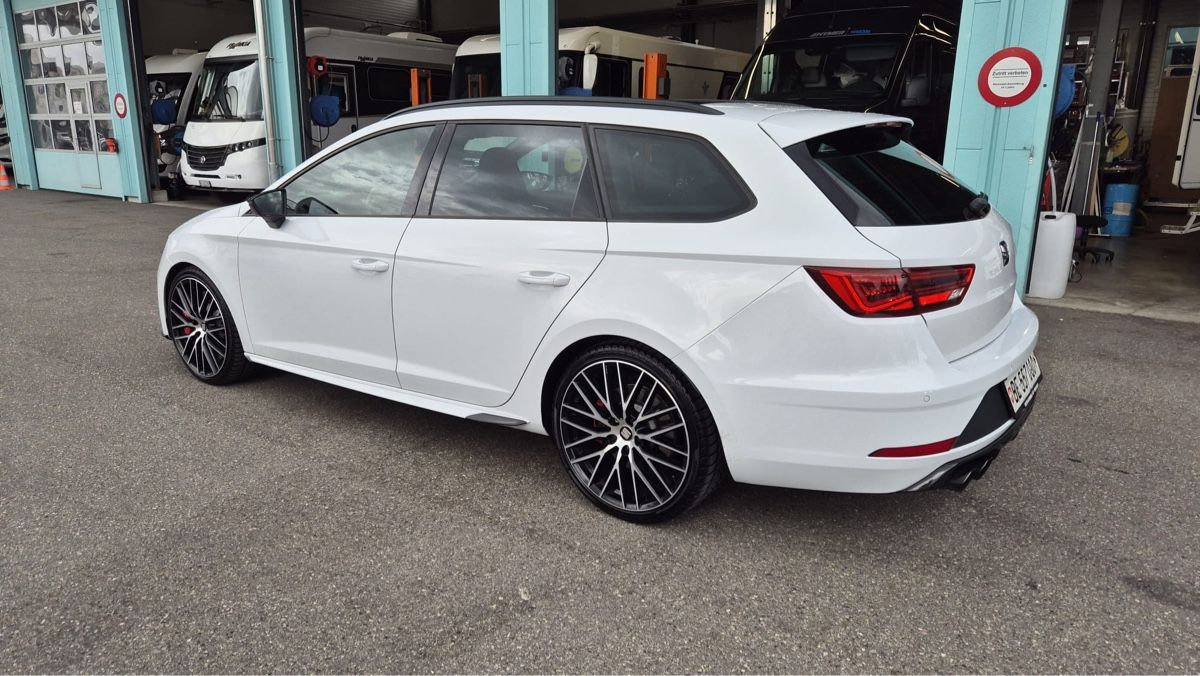Seat Automobili: Seat Leon Cupra ST 370 – Usato da Belp venduto da NukaCola 1