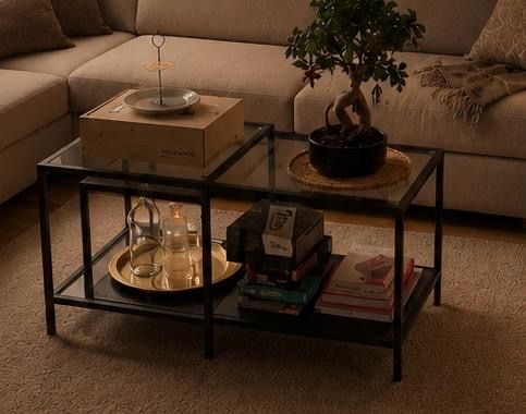 Ikea Tavoli: Couchtisch Glas mit schwarzem Metallrahmen – Usato da Zürich venduto da cfr_7cdg
