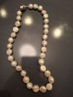 Pearl Necklace - Classsic Chic