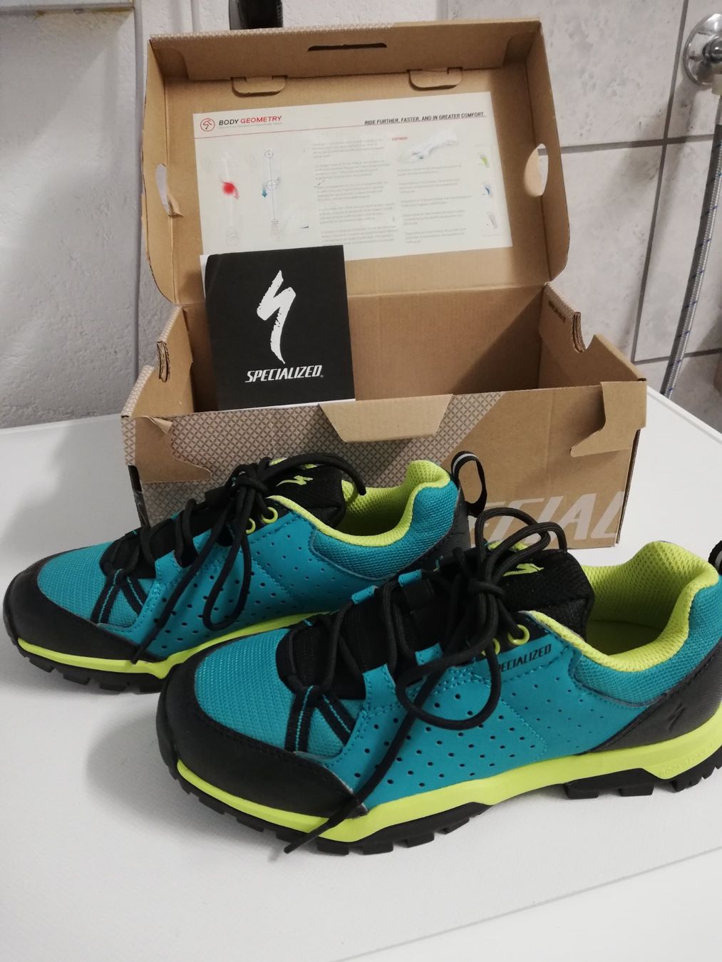 Specialized Scarpe da donna: Veloschuhe Specialized  NEU Gr 37 – Nuovo e nell'imballaggio originale da Untersiggenthal venduto da Marlen59 1