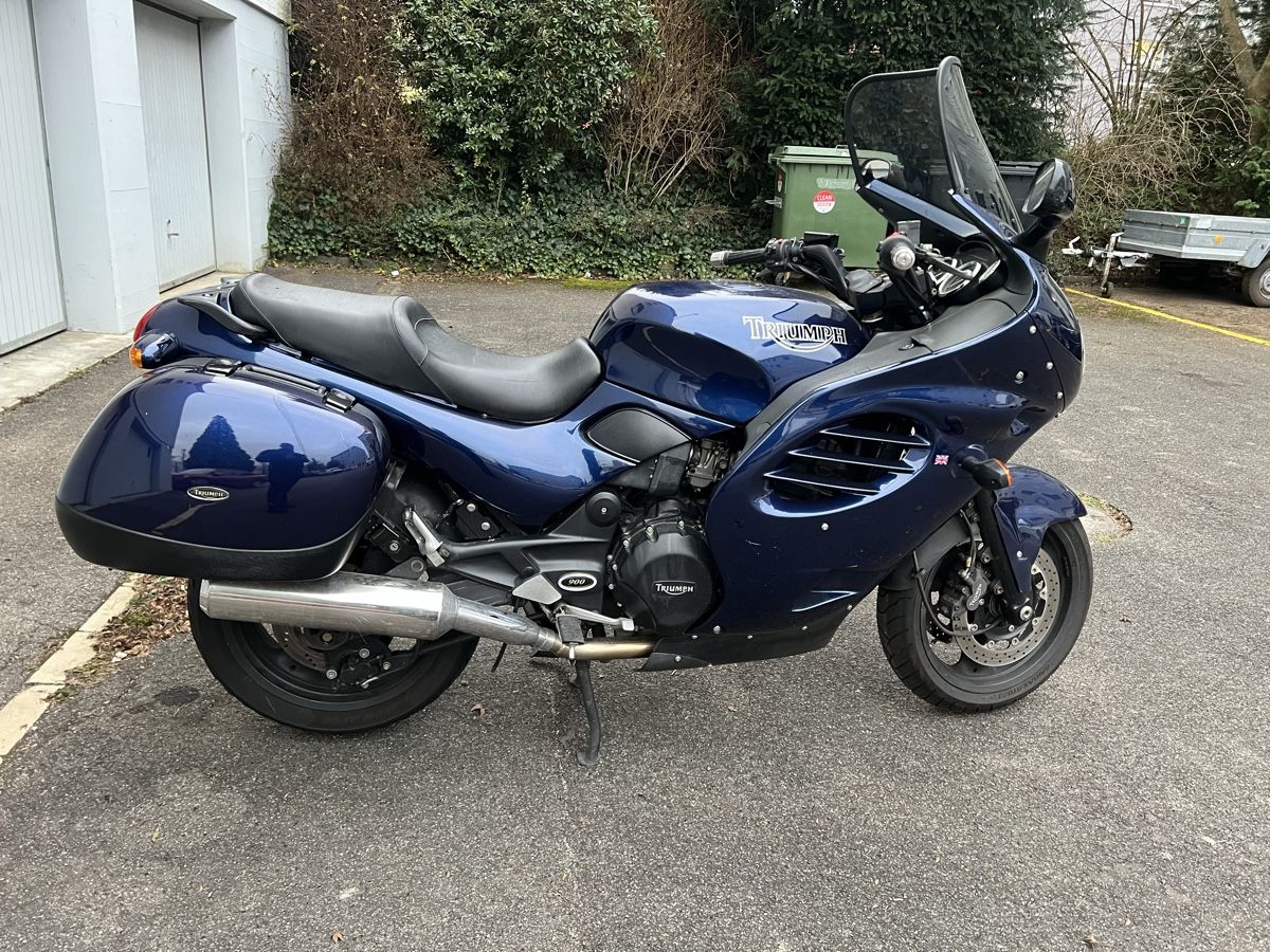 Triumph Touring: Triumph Trophy 900 – D'occasion à Embrach par igr_7wqc
