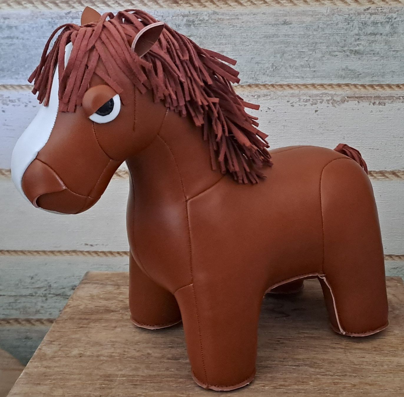 Statuette: Premium Designer Pferd aus Leder – Nuovo (secondo la descrizione) da Wallisellen venduto da prada008