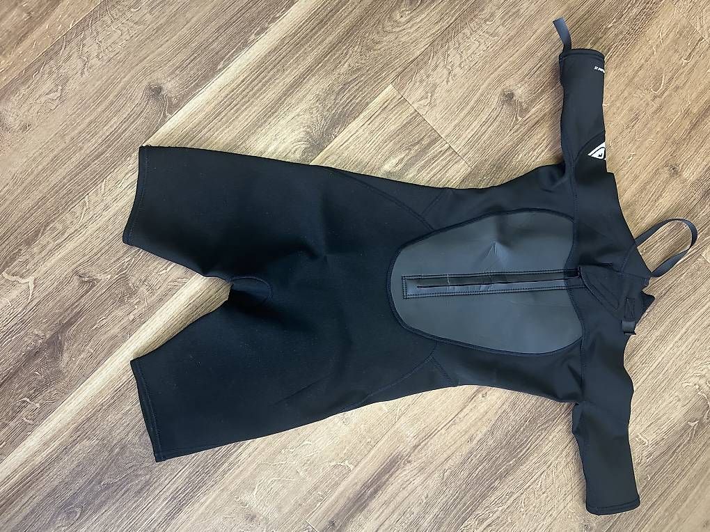 Mute per immersioni: QuickSilver Neopren Kinder Shorty 12 B – Usato da Bremgarten b. Bern venduto da m-stalder80 3