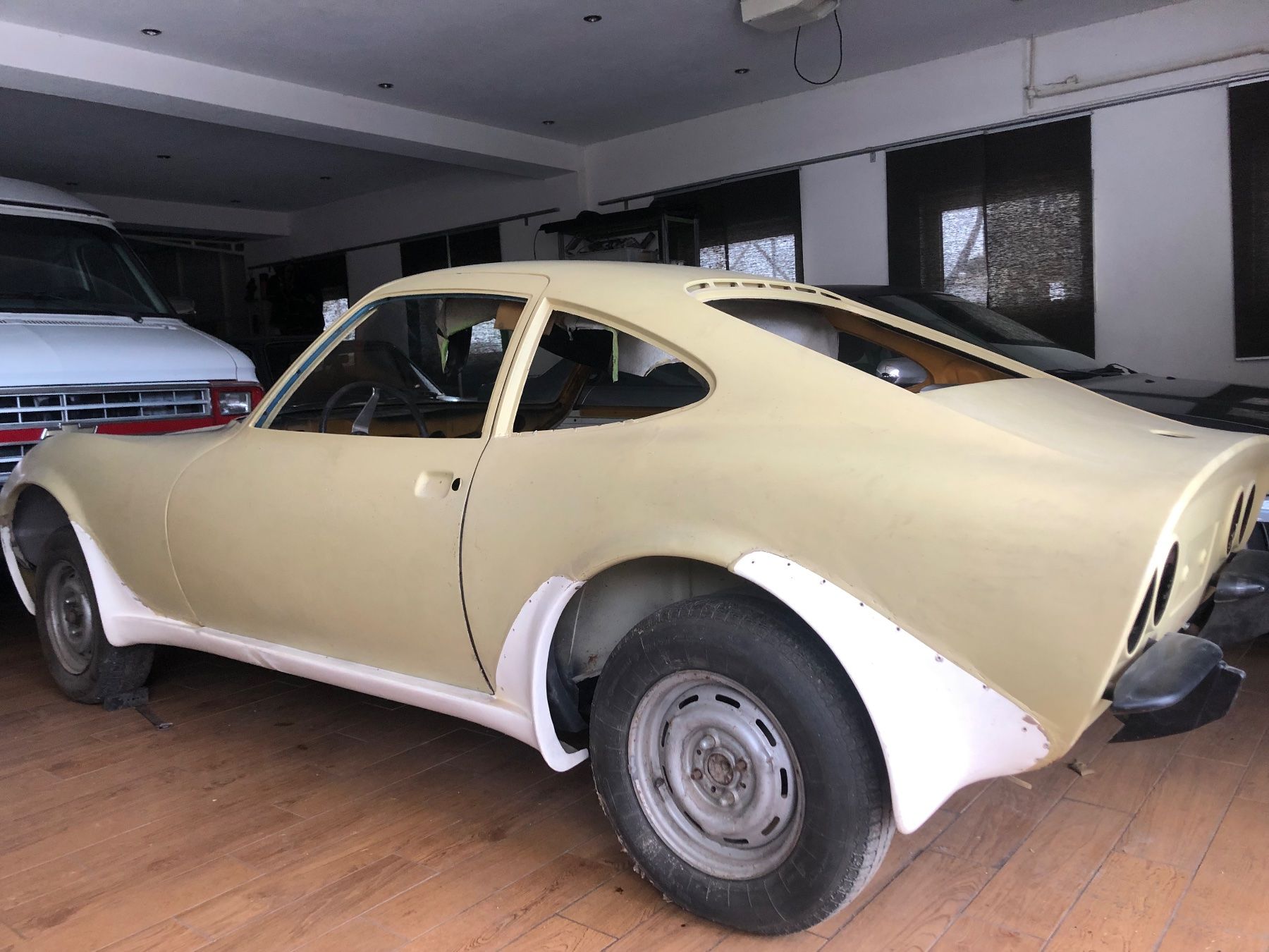 Opel Autos: Opel GT - Teilrestauriert – Gebraucht aus Oppligen von Longhorns 1