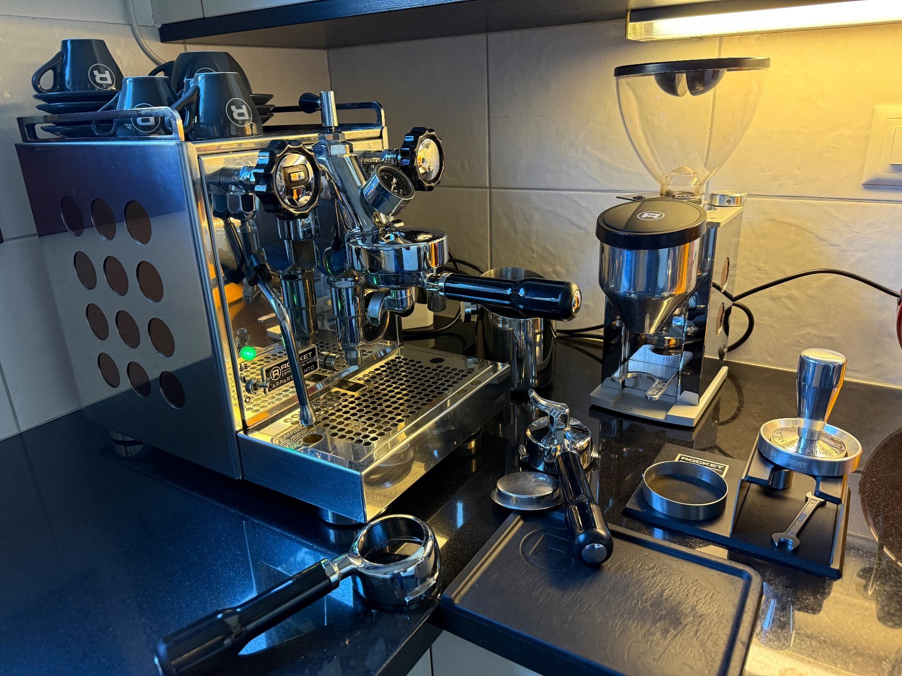 Rocket Macchine per caffè & Macchine per espresso: Rocket Appartamento + Rocket Faustino v2 cuivre – Usato da Bulle venduto da nicom0401 1