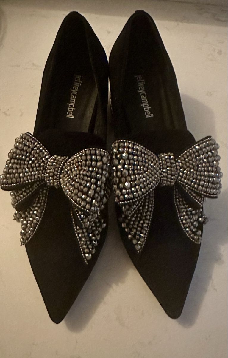 Scarpe da donna: Jeffrey Campbell Wildleder Loafer mit Strass – Usato da Binningen venduto da SimonaLinda