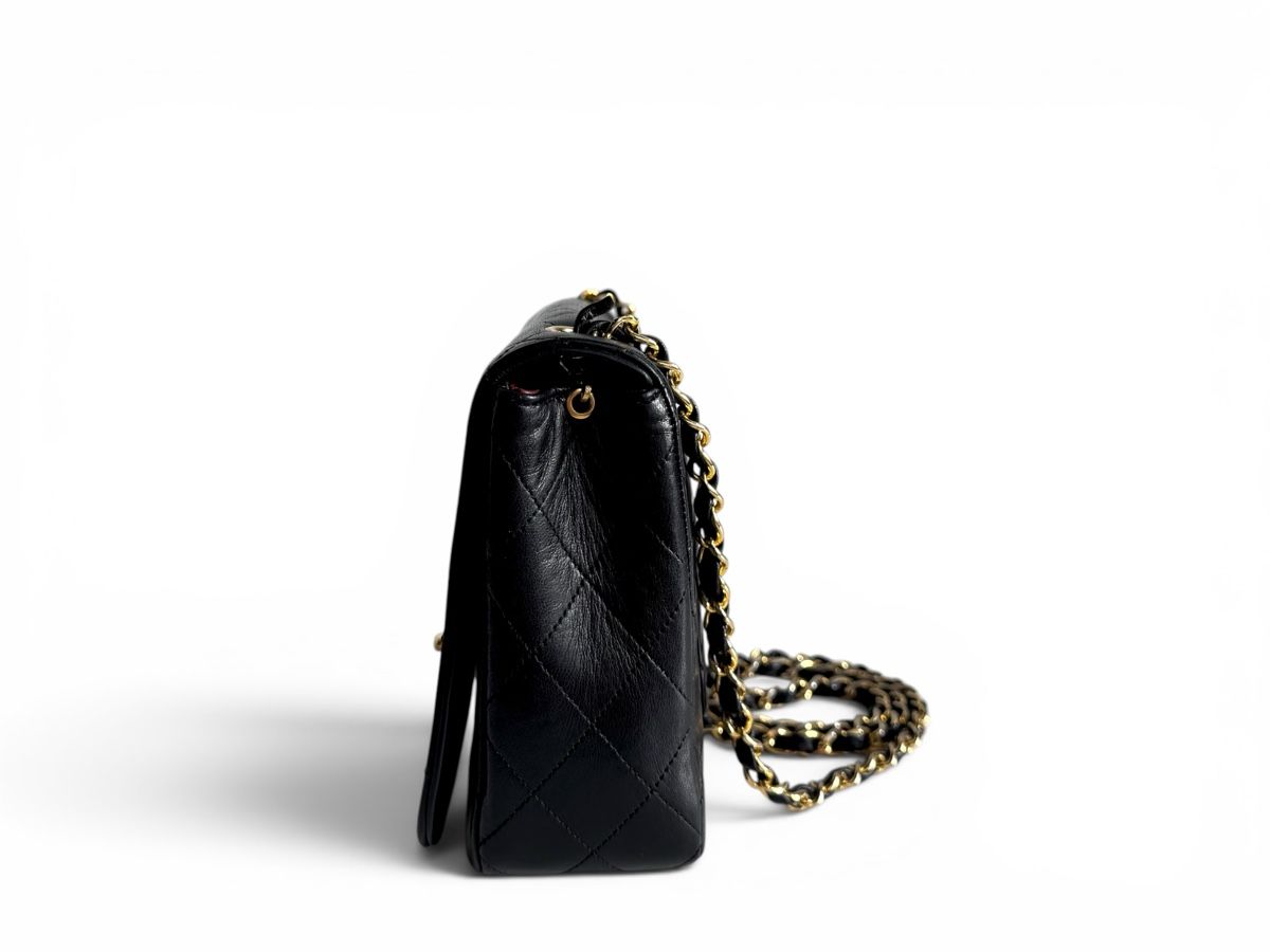 Chanel Taschen für Damen: CHANEL Lambskin Vintage Single Flap Bag – Gebraucht aus Kriens von hannaandkiko 2
