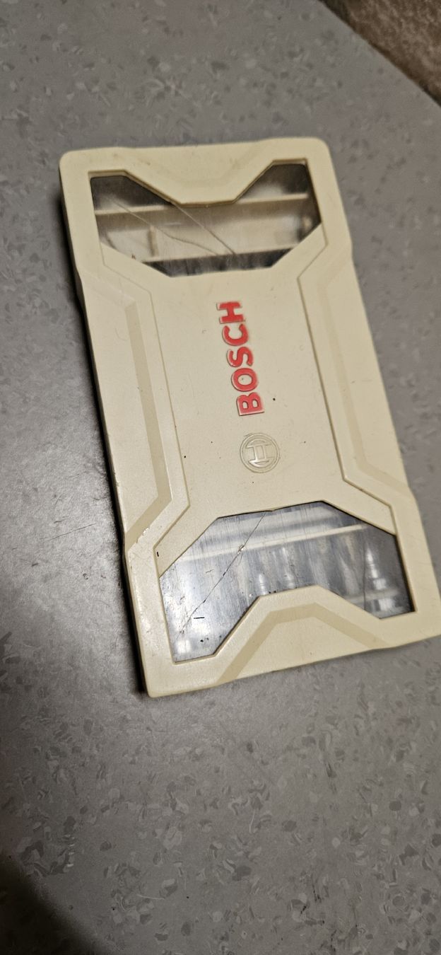 Bosch Alle Werkzeuge: Bosch Bit-Set im Koffer  – Gebraucht aus Baar von Vel...Baar45 2