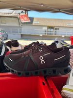 NEUE ON SCHUHE - Größe 36.5