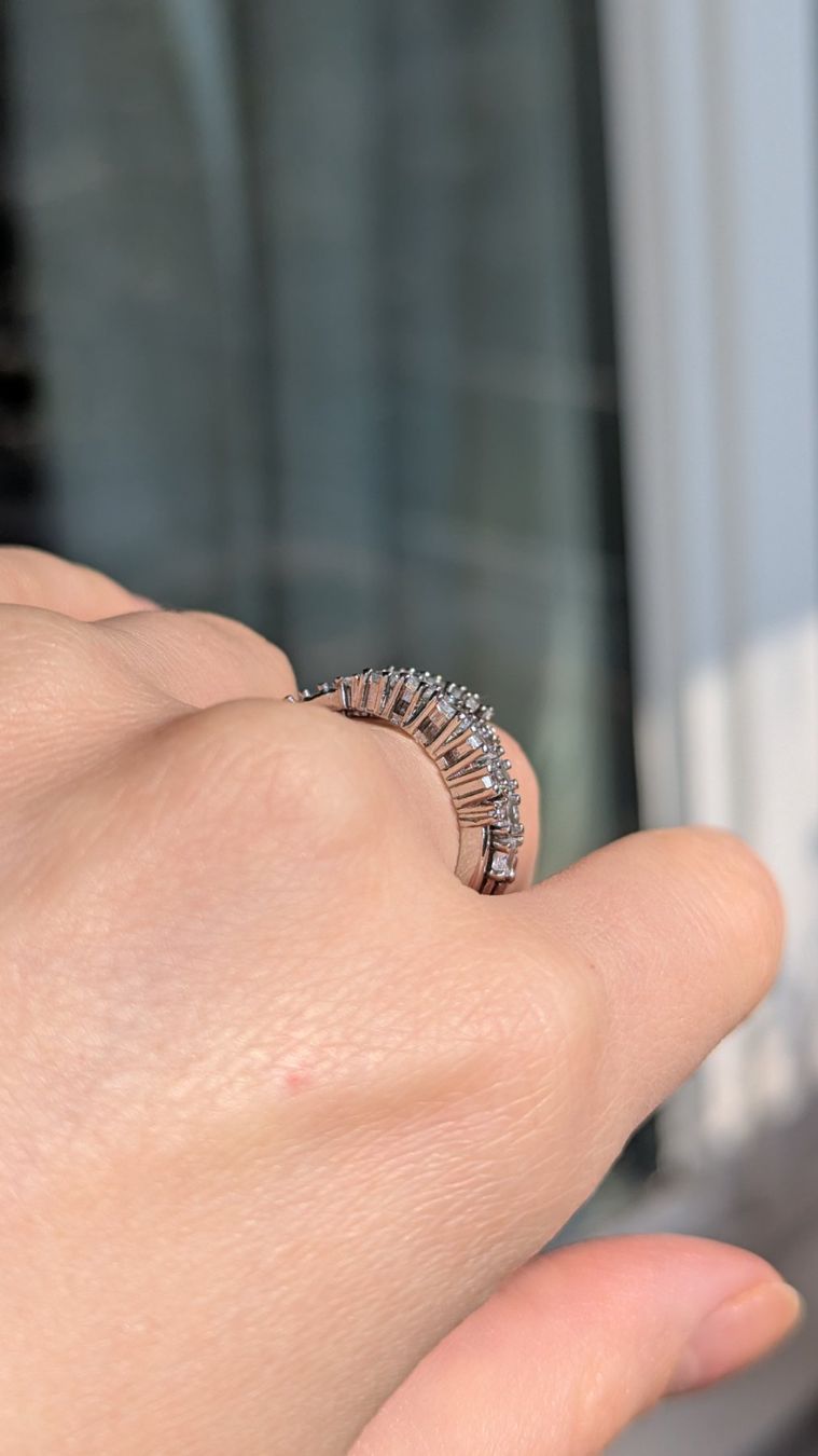 Anelli: Ring nameless wie Hyperbola Swarowski – Usato da Zürich venduto da oschance 2
