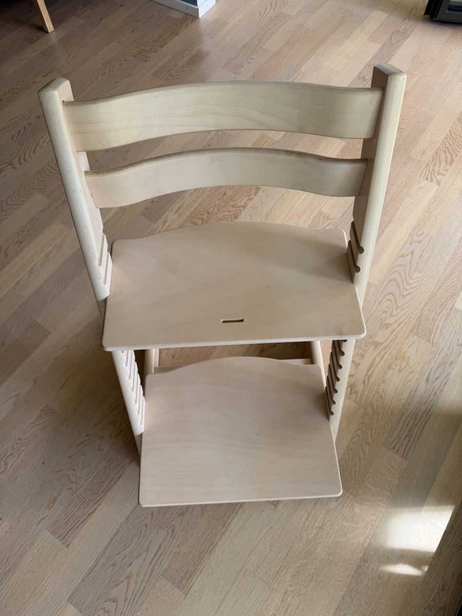 Stokke Seggioloni: Stokke Tripp Trapp Kinderhochstuhl – Usato da Wädenswil venduto da VZuerisee