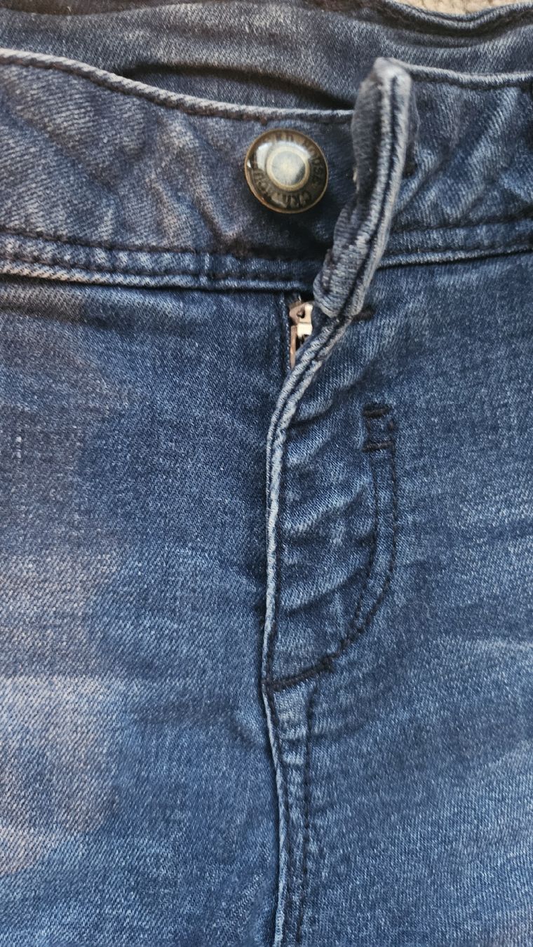C&A Jeans: Jeans Shorts blau in Grösse S – Usato da Lippoldswilen venduto da topmodel62 3