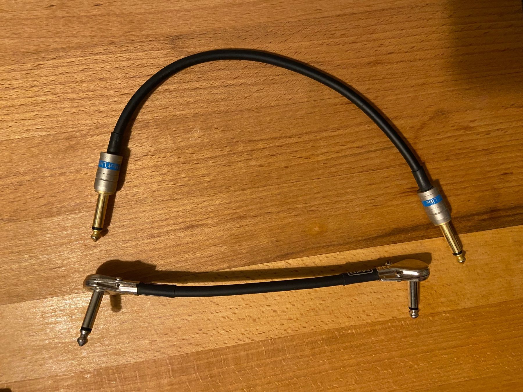 Boss Aufnahmegeräte: Loop Pedal with special power adaptor and two cables – Gebraucht aus Zürich von tht_p8br 5