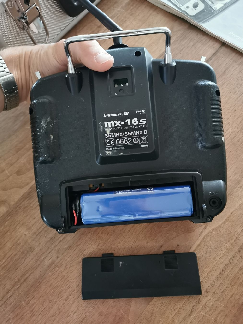 Graupner Telecomando: Graupner MX-16s  – Usato da Oberwil-Lieli venduto da mik_ypt6 1