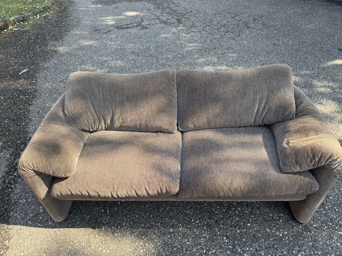 Sofas: 2 Maralunga Sofas ab 1.-  – Gebraucht aus Grenchen von Design-Outlet 9