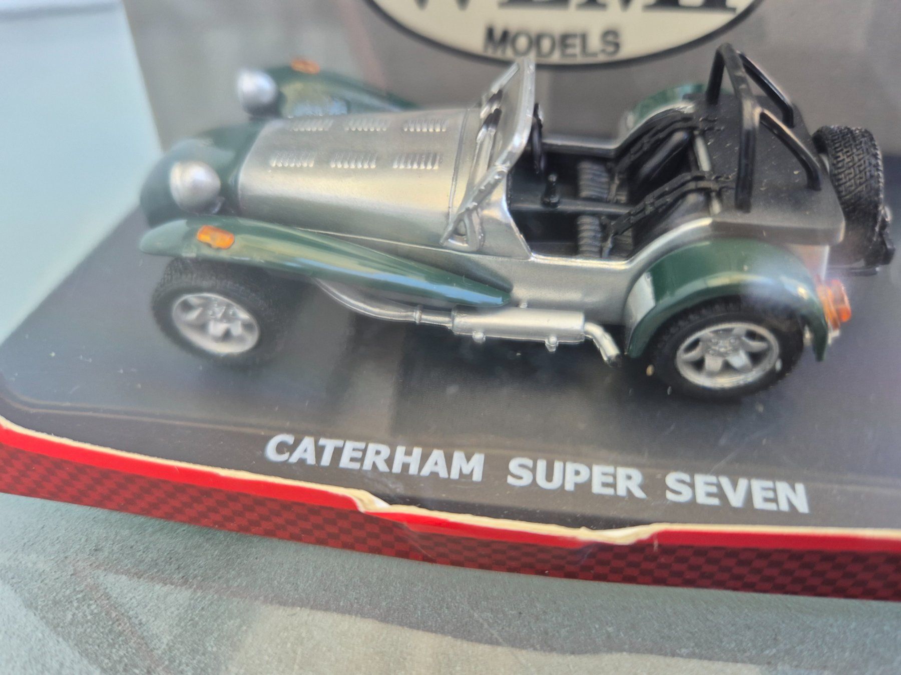 Lotus Modellini d'auto: Caterham Lotus super Seven 1:43. – Nuovo (secondo la descrizione) da Oberbuchsiten venduto da laffite54 3
