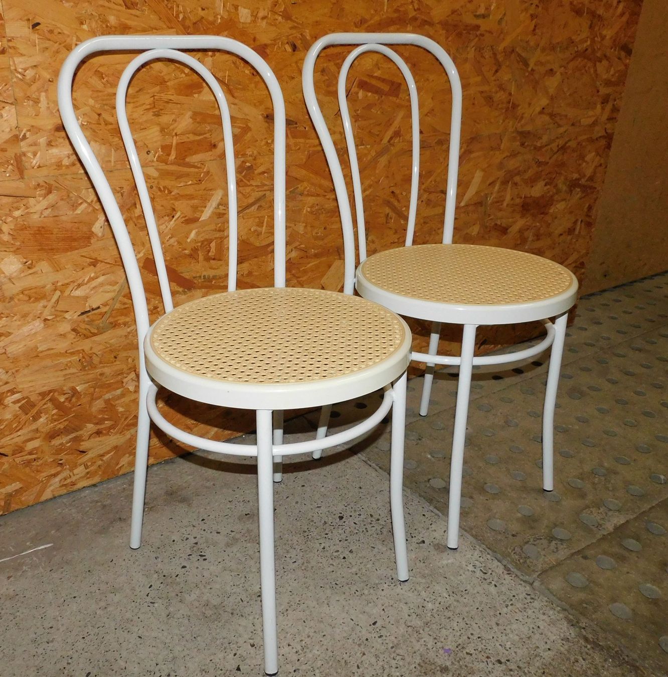 Sedie: Bistrostuhl - Stühle 2 schlichte Eisenstühle – Usato da Sursee venduto da 76
