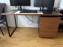 Bürotisch