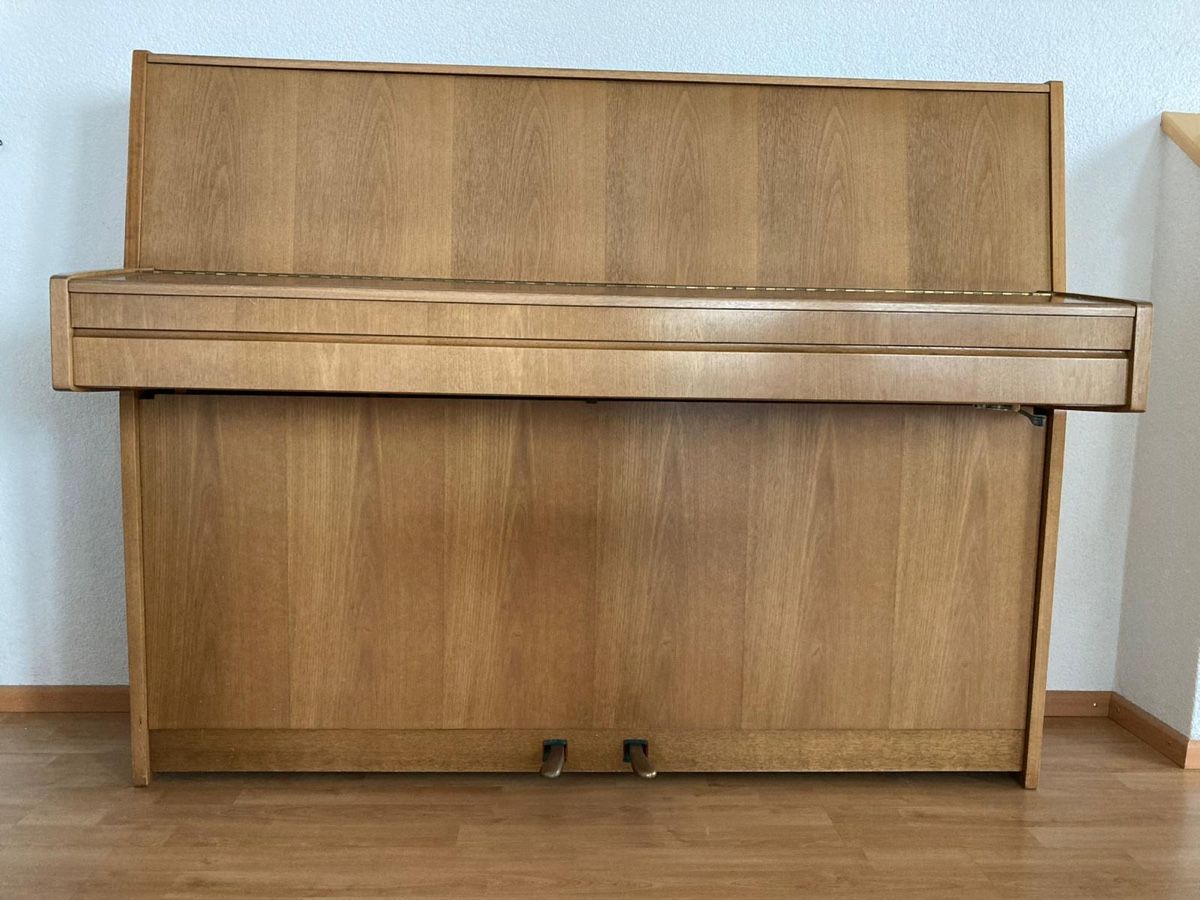 Strumenti musicali: Sabel Klavier super Zustand – Usato da Uhwiesen venduto da cyr_hd22