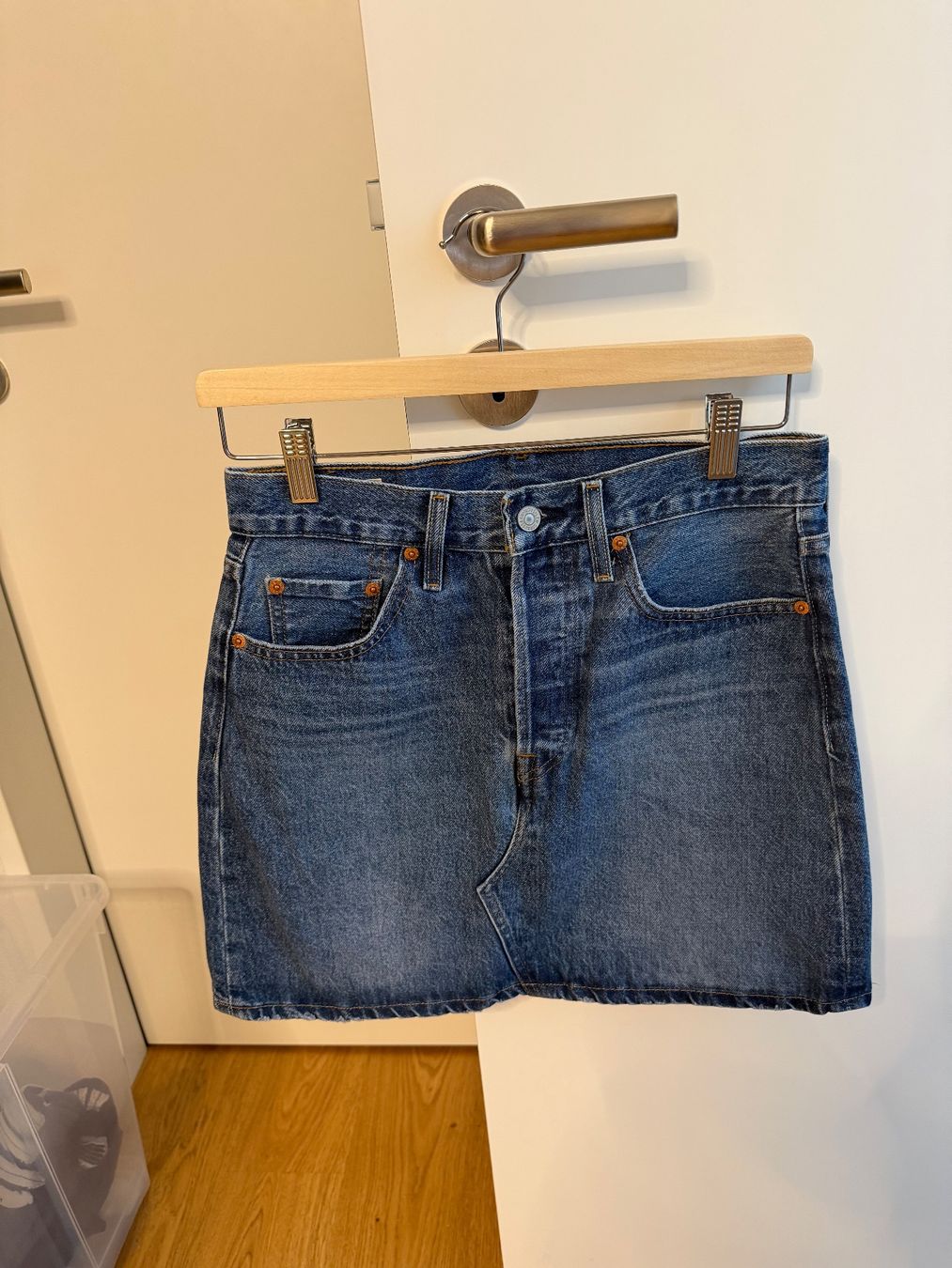 Levi's Gonne: Levi's Denim Mini Skirt – Usato da Horgen venduto da pam_l6cc