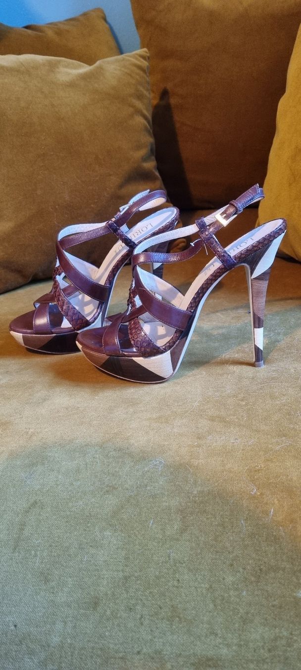 Scarpe da donna: Splendido sandalo intrecciato Loriblu – Usato da Gordola venduto da ang_7257 1