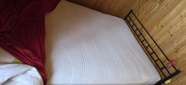 Komplettes Bett 140 x 200 cm