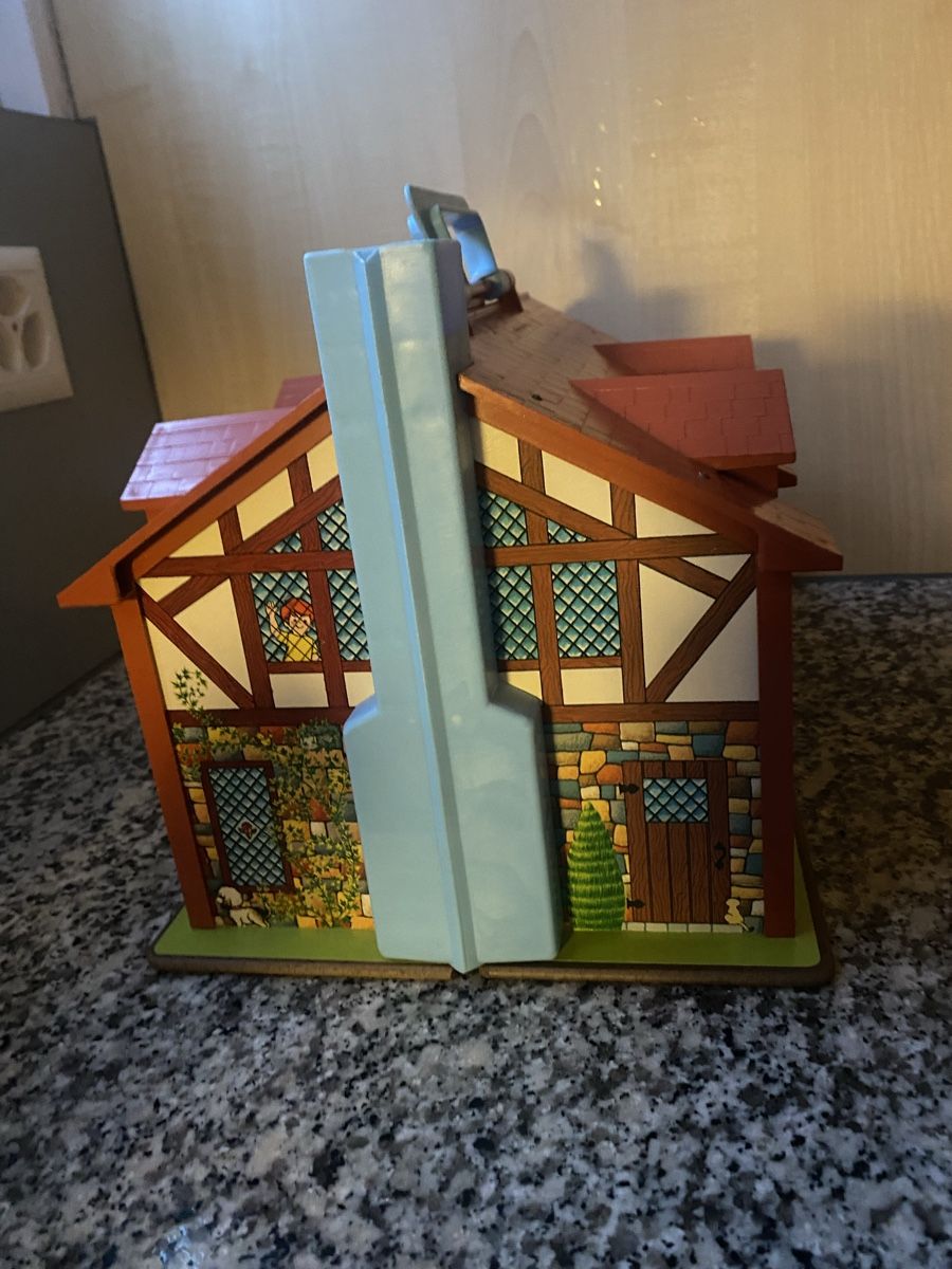 Case e mobili per bambole: Puppenhaus – Usato da Seewen SZ venduto da shaky01 3
