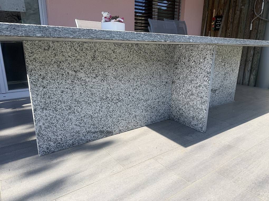 Tavoli: Terassentisch aus Granit – Usato da Selzach venduto da Dalmatiner_22 3
