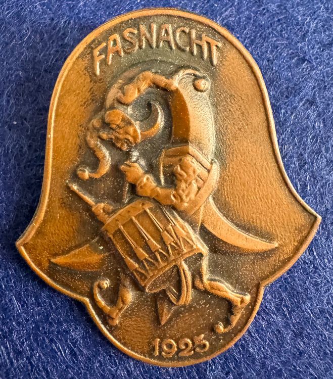 Insigne BROCHE Médaille Blason Plaketten Fasnacht Carnaval SUISSE 2005 F.Müller